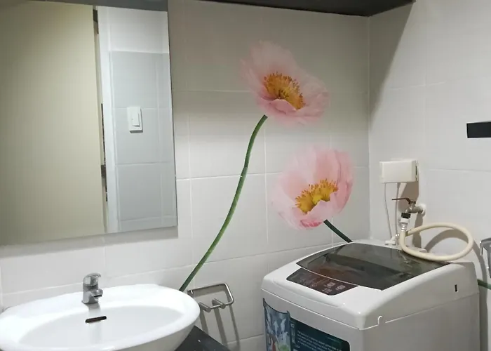 Apartment Eriel Condotel Manila